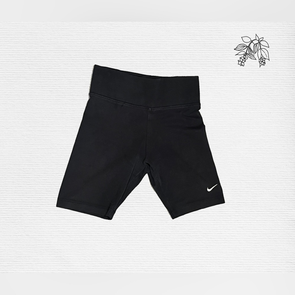 SIZE: Small   BRAND: Nike
